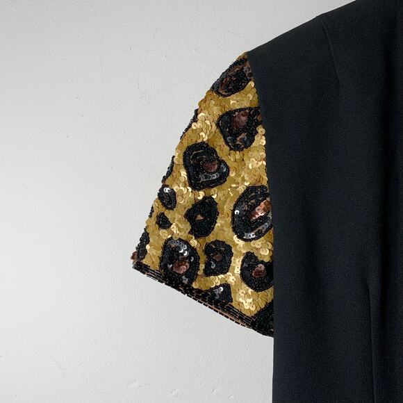 Womens Vintage A.J. Bari dress black with leopard sequined sleeves, size 4 EUC! - Picture 3 of 3